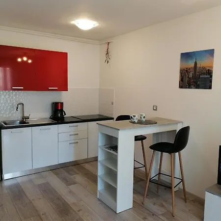 Apartman Ester Apartment *