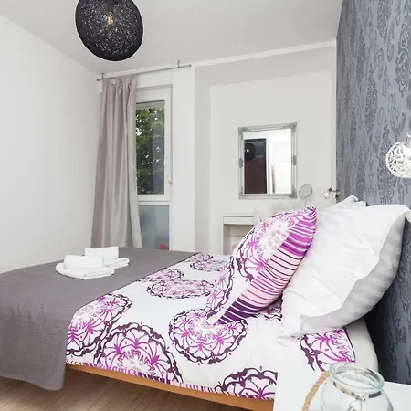 Ester Apartman