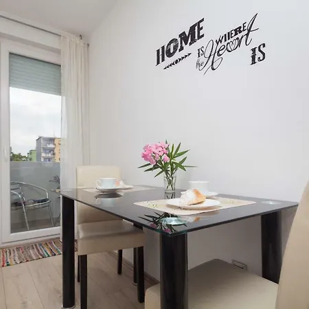 Apartman Ester Apartment *
