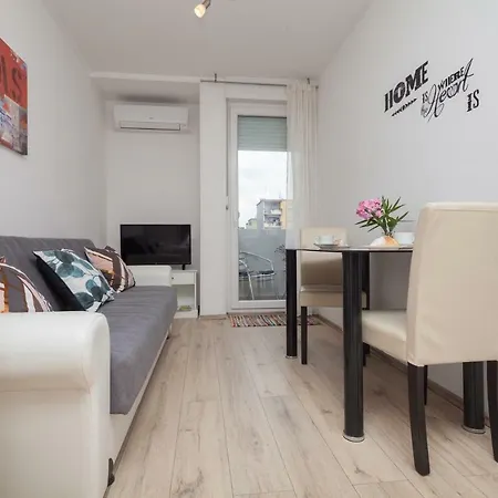 Apartman Ester Pula